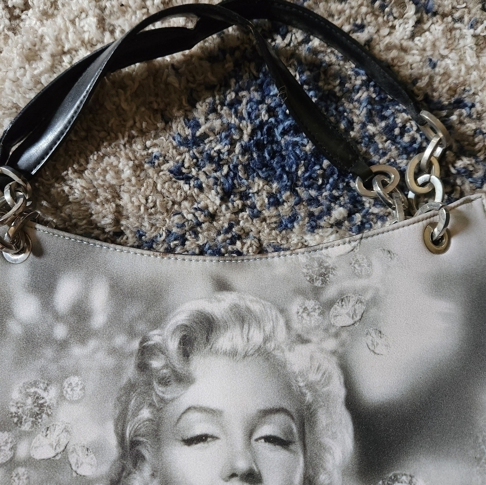 Nwot Marilyn Monroe purse - Picture 3 of 6